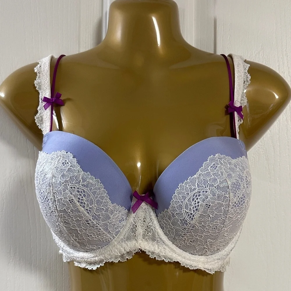 VICTORIAS SECRET Dream Angles Lined Demi Sz 32DDD